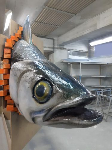 Peixe para fachada realizado por LetrasEsferovite.pt