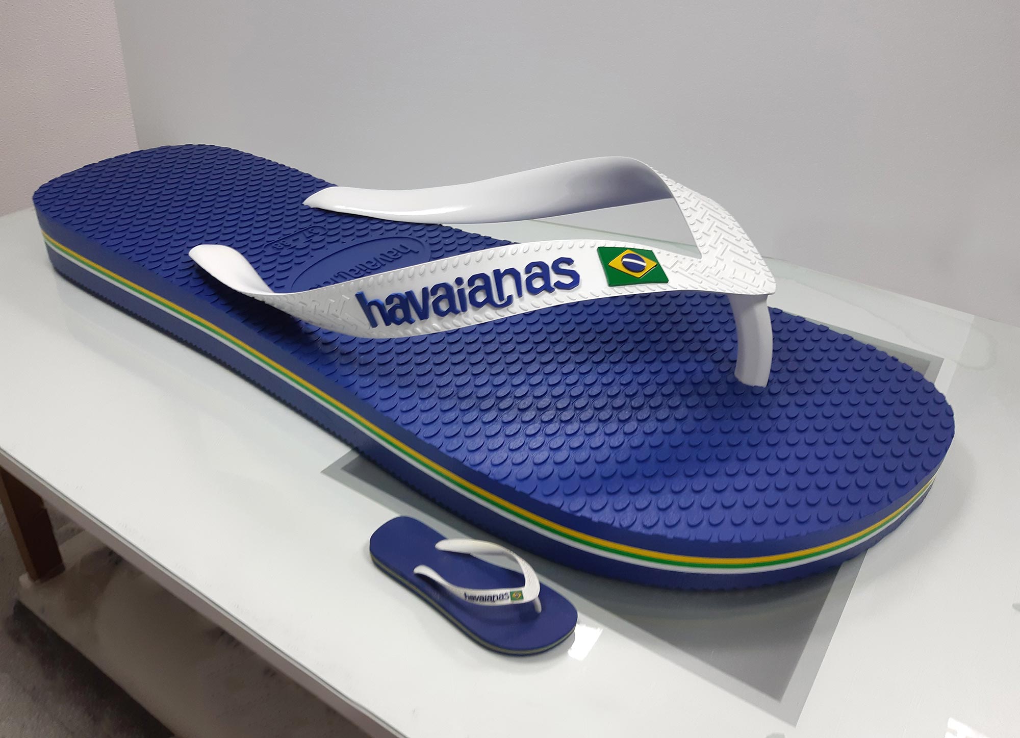 Chinelo XXL em esferovite - LetrasEsferovite.pt