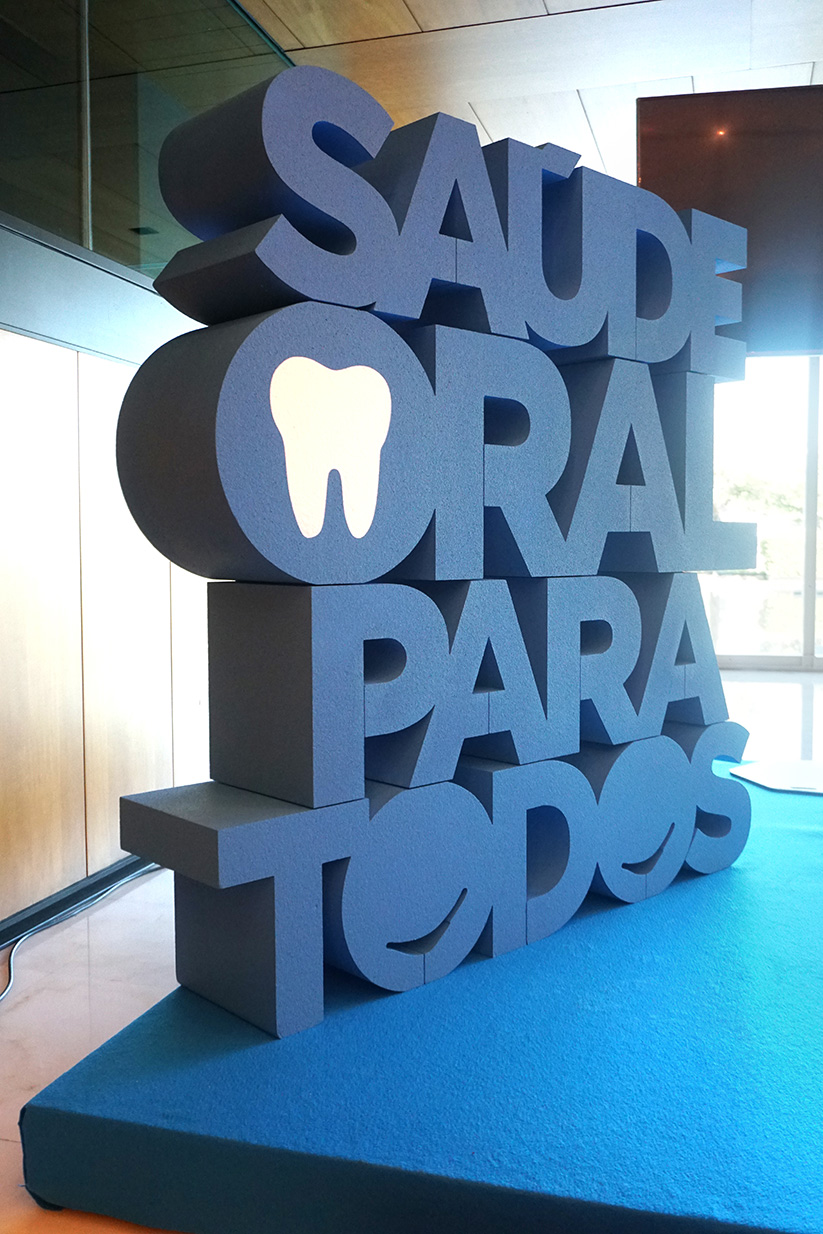 Saúde Oral Letras XXL em esferovite realizadas por LetrasEsferovite.pt